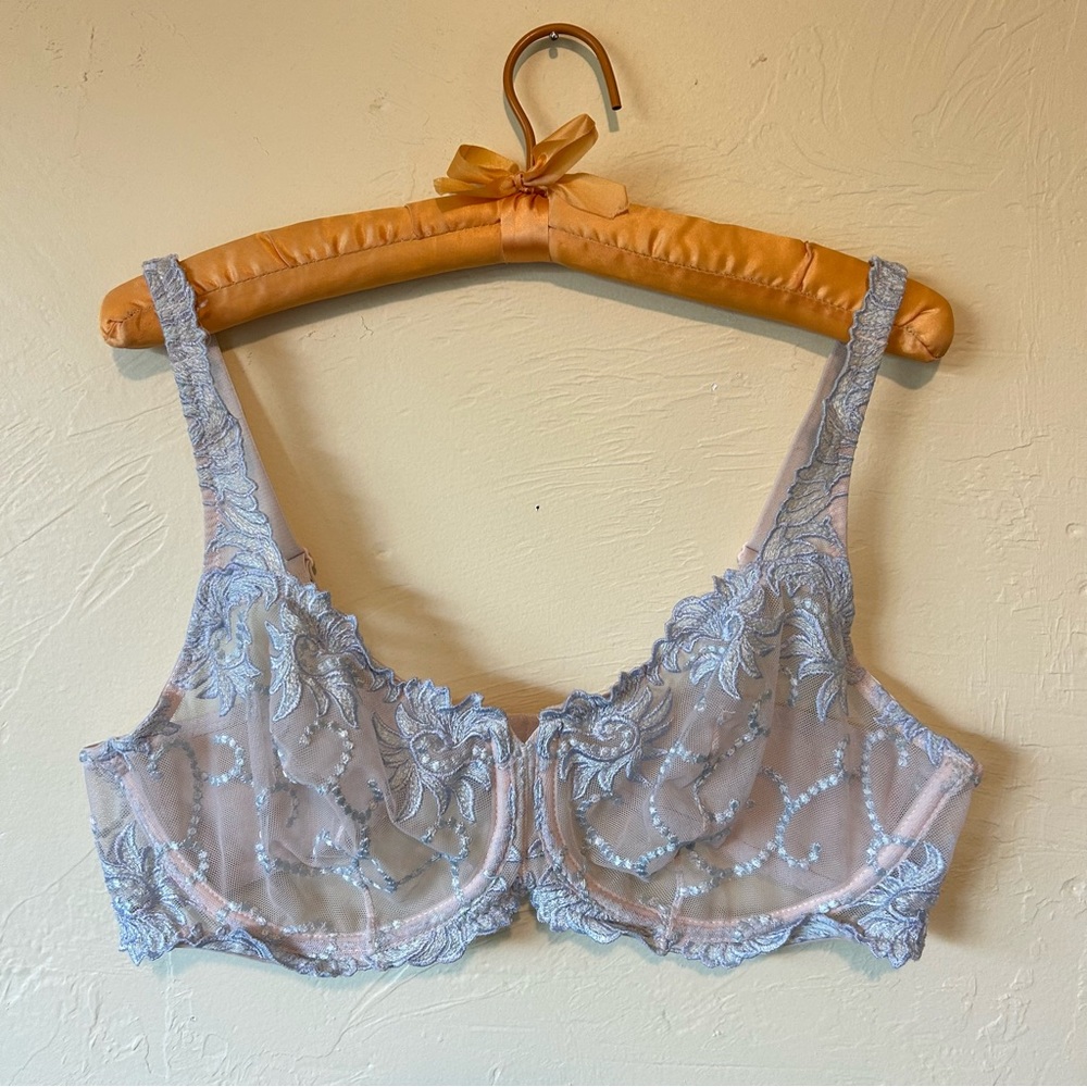 Sheer embroidered underwire white and blue bra from Lunair🤍